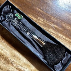 Waterford crystal makeup brush